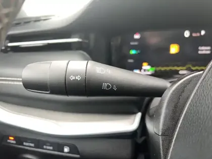 Photo 106 Jeep Compass  1.3 GSE T4 190 ch PHEV AT6 4xe eAWD