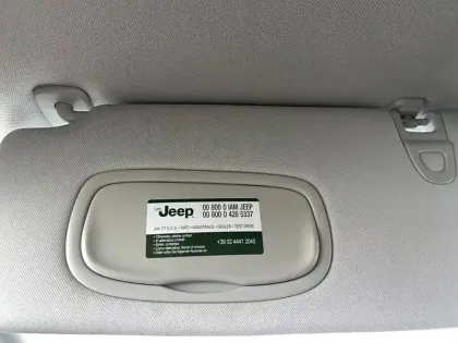 Photo 110 Jeep Compass  1.3 GSE T4 190 ch PHEV AT6 4xe eAWD