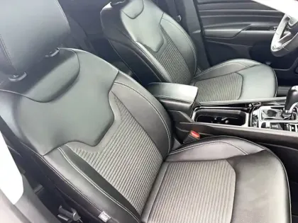 Photo 9 Jeep Compass  1.3 GSE T4 190 ch PHEV AT6 4xe eAWD