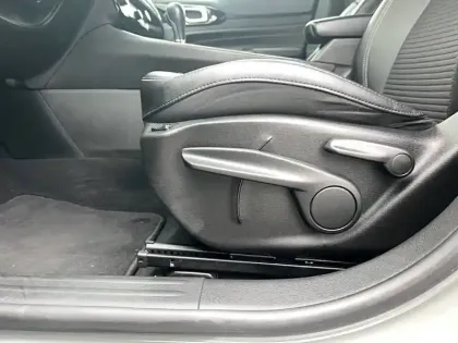 Photo 34 Jeep Compass  1.3 GSE T4 190 ch PHEV AT6 4xe eAWD