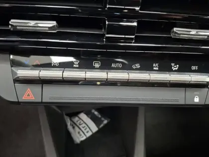 Photo 30 Renault Clio  E-Tech full hybrid 160 ch