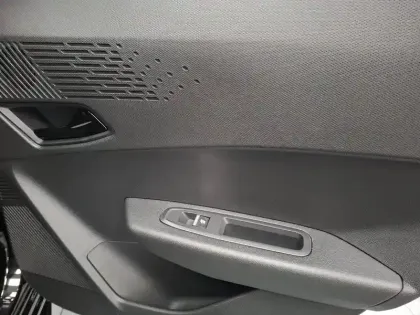 Photo 41 Renault Clio  E-Tech full hybrid 160 ch