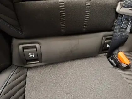 Photo 39 Renault Clio  E-Tech full hybrid 160 ch