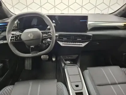 Photo 48 Renault Clio  E-Tech full hybrid 160 ch