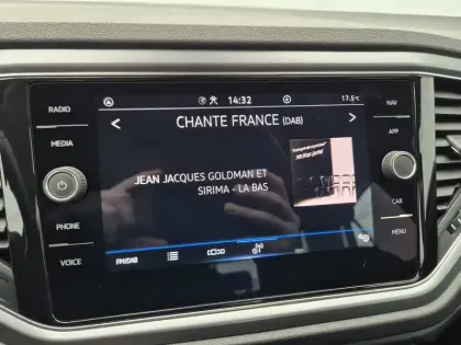 Photo 31 Volkswagen T-roc  1.0 TSI 110 Start/Stop BVM6