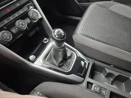 Photo 27 Volkswagen T-roc  1.0 TSI 110 Start/Stop BVM6