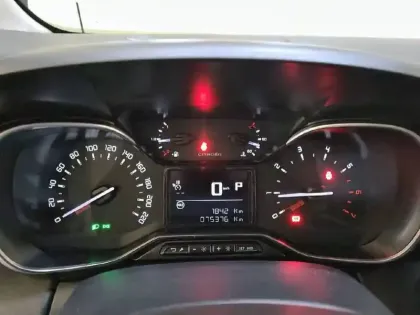 Photo 37 Citroën C3 Aircross  PureTech 110 S&S EAT6