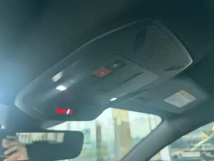 Photo 24 Peugeot 308  SW BlueHDi 130ch S&S EAT8