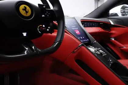 Photo 11 Ferrari Roma  V8 4.0 620ch