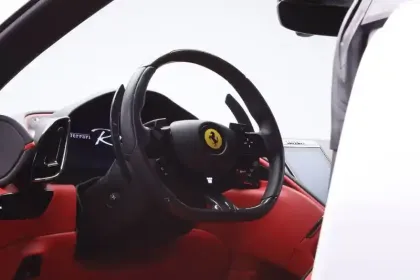 Photo 19 Ferrari Roma  V8 4.0 620ch