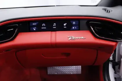 Photo 15 Ferrari Roma  V8 4.0 620ch