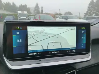 Photo 14 Peugeot 208  Electrique 50 kWh 136ch