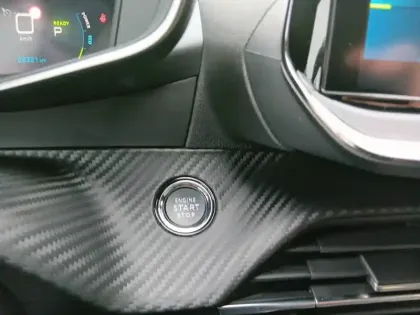 Photo 19 Peugeot 208  Electrique 50 kWh 136ch