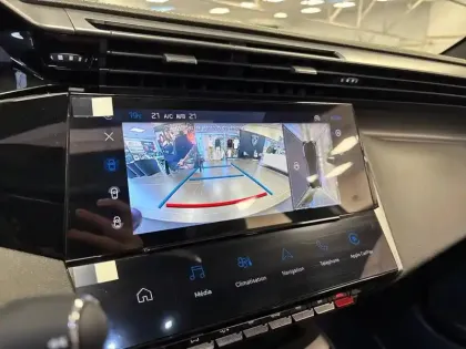 Photo 18 Peugeot 408  Electrique 58 kWh 210ch