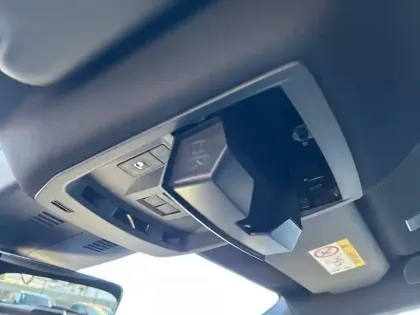 Photo 24 Peugeot 5008  Hybrid 145 e-DCS6