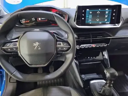 Photo 27 Peugeot 208  BlueHDi 100 S&S BVM6