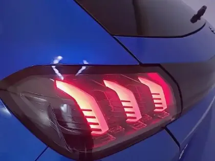 Photo 36 Peugeot 208  BlueHDi 100 S&S BVM6