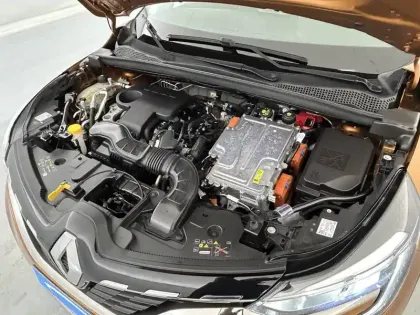 Photo 85 Renault Captur  E-Tech 145 - 21