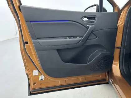 Photo 19 Renault Captur  E-Tech 145 - 21