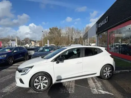 Photo 22 Renault Clio  E-Tech full hybrid 145