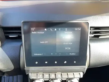 Photo 18 Renault Clio  E-Tech full hybrid 145