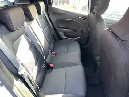 Photo 20 Renault Clio  E-Tech full hybrid 145