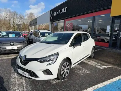 Photo 21 Renault Clio  E-Tech full hybrid 145