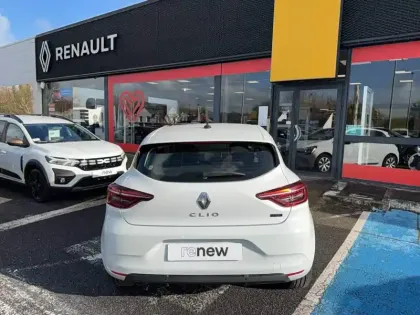 Photo 38 Renault Clio  E-Tech full hybrid 145