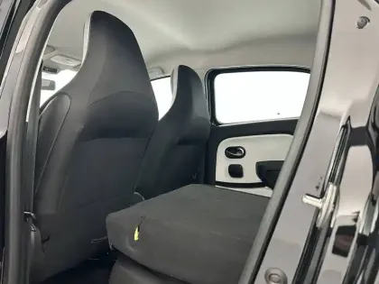 Photo 24 Renault Twingo  III E-Tech