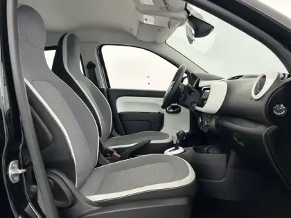 Photo 13 Renault Twingo  III E-Tech