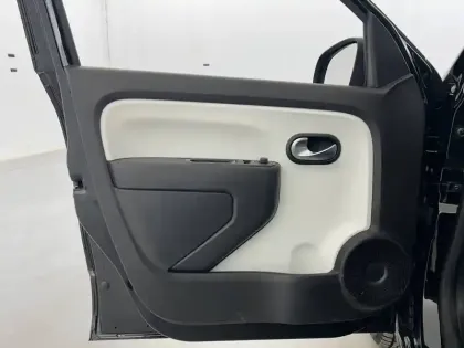 Photo 10 Renault Twingo  III E-Tech