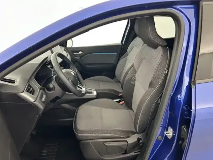 Photo 58 Renault Captur  E-Tech full hybrid 145 ch