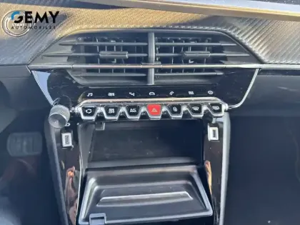 Photo 34 Peugeot 2008  PureTech 130 S&S EAT8