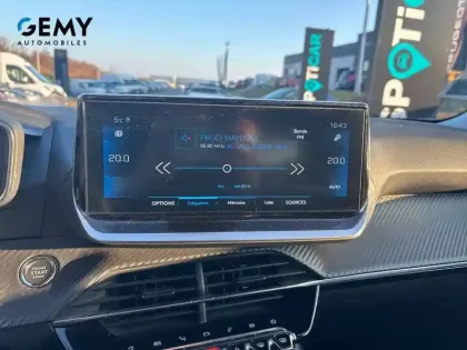 Photo 21 Peugeot 2008  PureTech 130 S&S EAT8