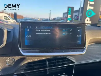 Photo 27 Peugeot 2008  PureTech 130 S&S EAT8