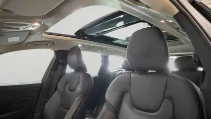 Photo 19 Volvo Xc60  T8 Twin Engine 303 ch + 87 ch Geartronic 8