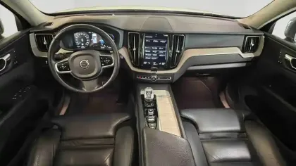 Photo 5 Volvo Xc60  T8 Twin Engine 303 ch + 87 ch Geartronic 8