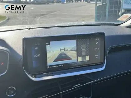 Photo 14 Peugeot 2008  PureTech 130 S&S EAT8