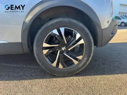 Photo 10 Peugeot 2008  PureTech 130 S&S EAT8