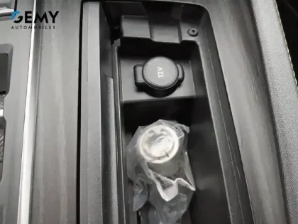 Photo 20 Peugeot 508  Hybrid4 360 e-EAT8 Peugeot Sport Engineered