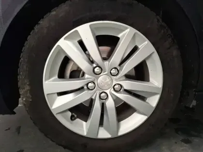 Photo 29 Peugeot 308  1.6 BlueHDi 120ch S&S BVM6