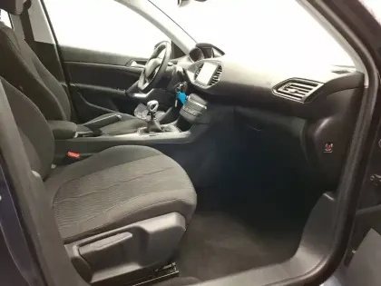 Photo 33 Peugeot 308  1.6 BlueHDi 120ch S&S BVM6