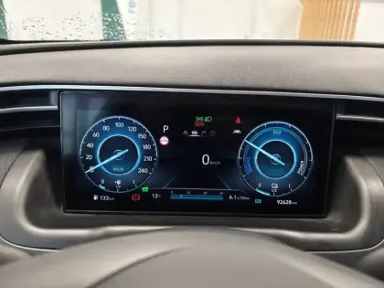 Photo 39 Hyundai Tucson  1.6 T-GDI 230 Hybrid BVA6