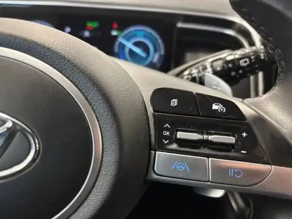 Photo 38 Hyundai Tucson  1.6 T-GDI 230 Hybrid BVA6