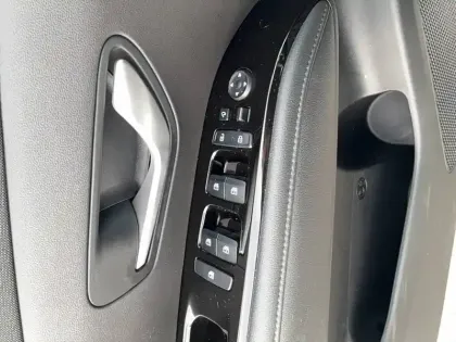 Photo 9 Hyundai Tucson  1.6 T-GDI 230 Hybrid BVA6