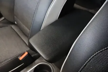 Photo 26 Renault Captur  E-Tech 145 - 21