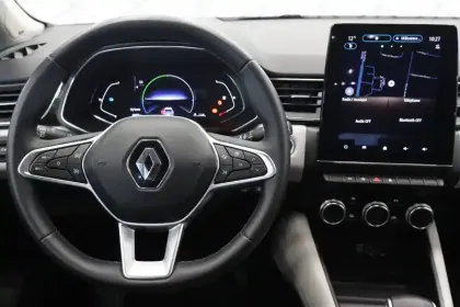 Photo 16 Renault Captur  E-Tech 145 - 21