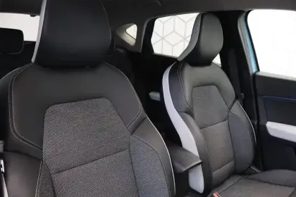 Photo 17 Renault Captur  E-Tech 145 - 21