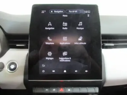 Photo 12 Renault Clio  E-Tech 140