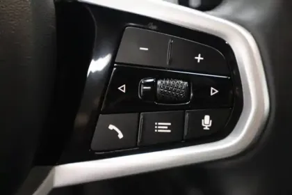 Photo 32 BMW Serie 3 Touring 330e 292 ch BVA8